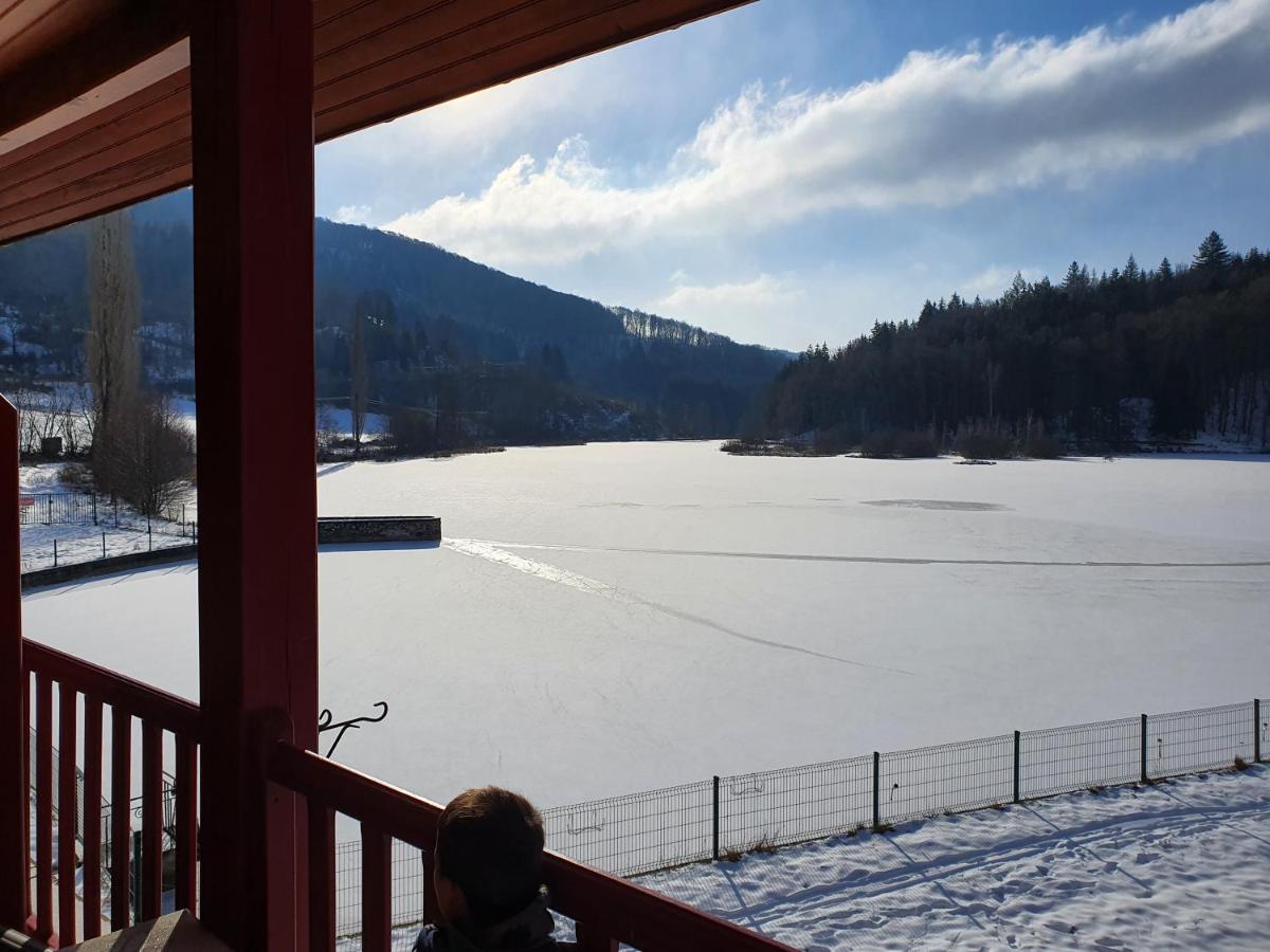 Le Lac Des Moines Hotel Condat  Exterior foto