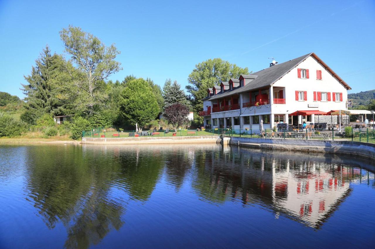 Le Lac Des Moines Hotel Condat  Exterior foto